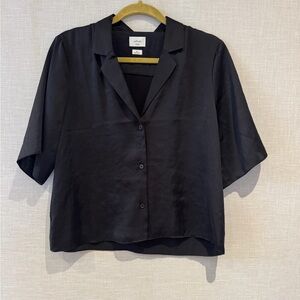 Aritzia Wilfred Beso Satin Button Up Shirt  NWOT